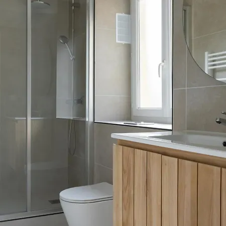 Beautiful Apartment, Port De Nice,place Du Pin 45 M2